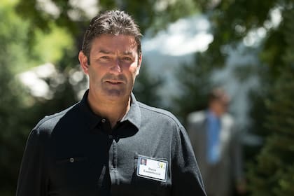 McDonalds echó este domingo a su CEO, Steve Easterbrook, por mantener una relación sentimental con una empleada