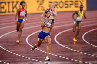 McLaughlin-Levrone vence a Paulino al bajar de los 48 segundos en el Mundial de atletismo
