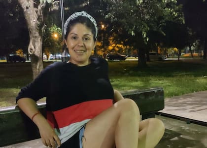 "Me cansaba, una cuadra me parecía eran 20. Comencé a arrastrar las piernas, tenía que sentarme en cada banco que encontraba hasta llegar a la facultad".