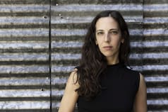 Vera Spinetta: cómo la transformó la maternidad, qué heredó de su padre y lo que construyó por fuera de ese legado