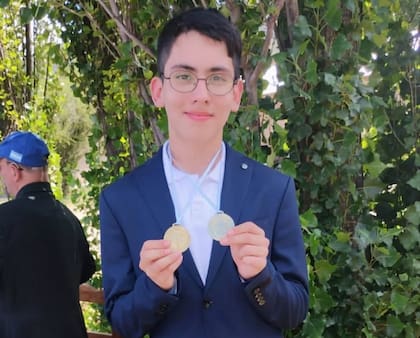 "Me sentí muy feliz y orgulloso de llevarle esas medallas al Club Hipocampo"