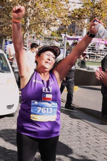"Me siento ganadora con haber logrado cruzar la meta, y eso para mí es mucho más importante que haber cumplido un tiempo", dice la maratonista