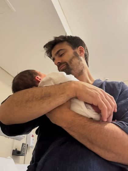 "Me siento muy acompañada. Muchos dicen que el papá al principio no pincha ni corta, pero en mi caso es todo lo contrario"