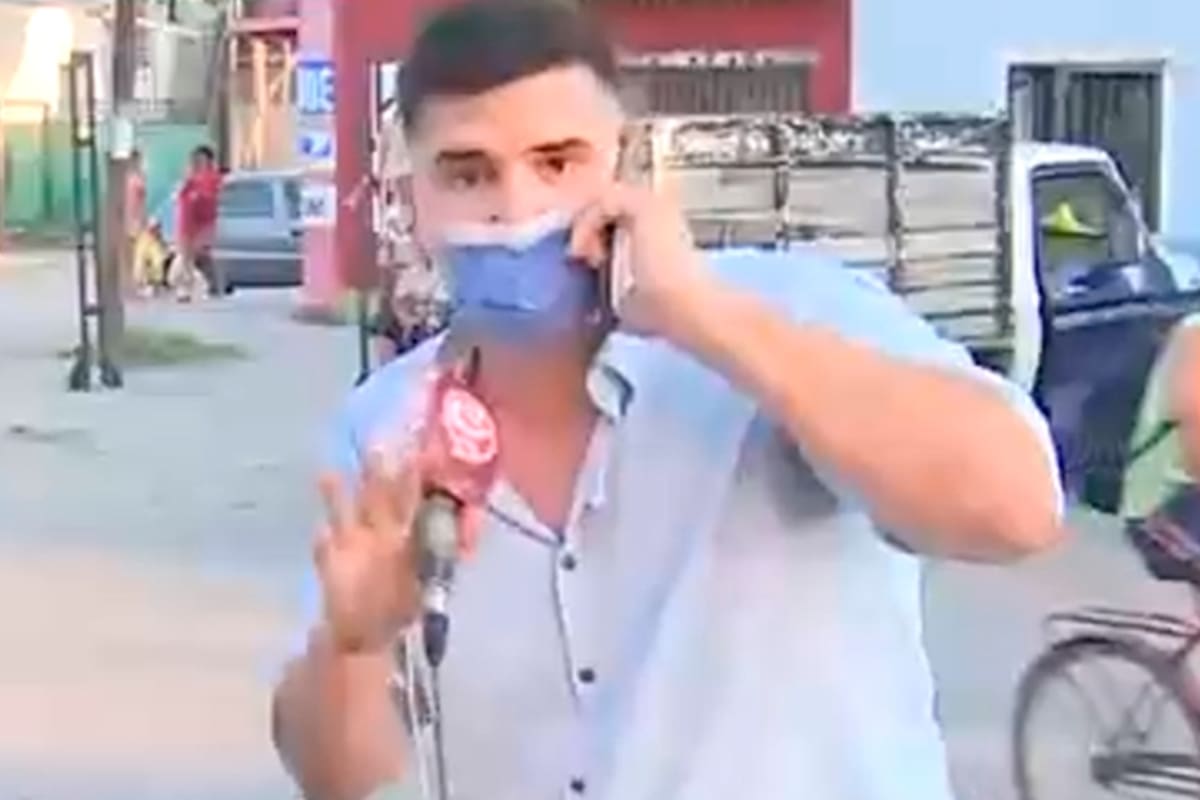 “¡Me tengo que ir del móvil!”, exclamó el movilero de Crónica