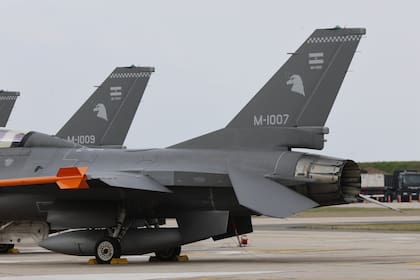 Media day sistema de armas F16 en area Material Rio Cuarto , Cordoba presentacion de los 6 primeros aviones de 24 comprados a Dinamarca