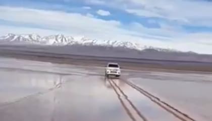 Mediante un video de la municipalidad, se difundió el daño realizado por el paso de la camioneta