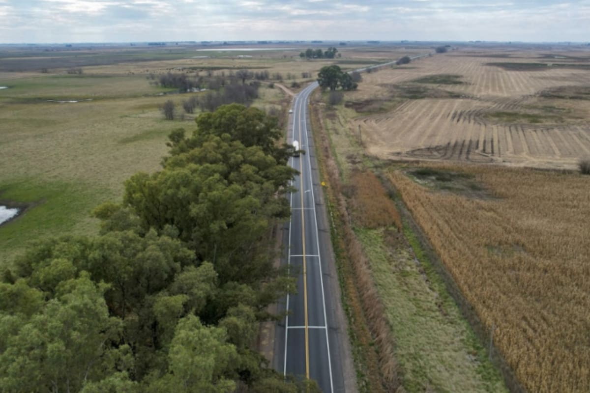 Mediante una resolución publicada este lunes en el Boletín Oficial, el Gobierno adjudicó la conseción de ocho corredores de rutas nacionales por un plazo de 20 años