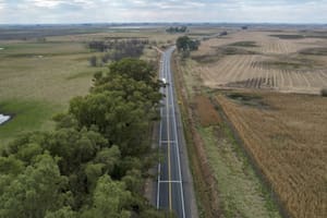 El Gobierno adjudicó a empresas privadas ocho corredores de rutas nacionales por 20 años