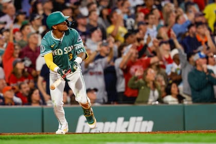 Medias Rojas avanzan a playoffs por primera vez desde 2021 con triple decisivo de Rafaela ante Tigre