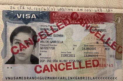 Medrano publicó una imagen de su visa cancelada en su cuenta de X