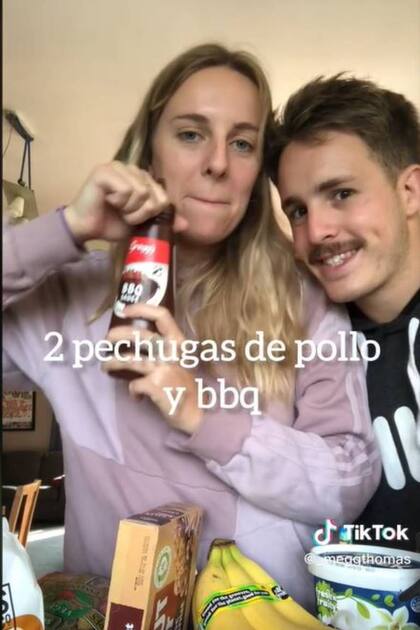 Megan y Juanchi muestran con gran simpatía todo lo que se compraron en un supermercado neocelandés con un solo día de trabajo