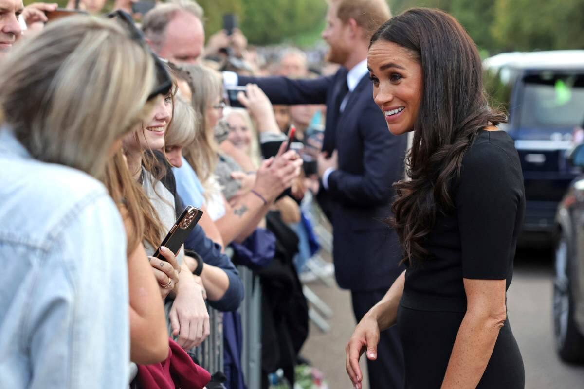Meghan Markle está de luto junto al príncipe Harry por la muerte de la reina Isabel II