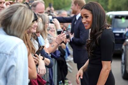 Meghan Markle está de luto junto al príncipe Harry por la muerte de la reina Isabel II