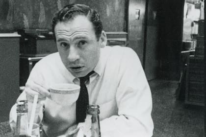 Mel Brooks en los años 50, cuando empezó su brillante carrera en la televisión como guionista