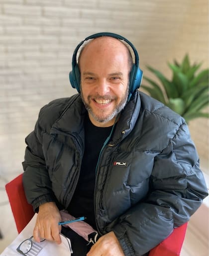Melamed es columnista de Perros de la calle y asesoró durante más de 10 años al equipo comandado por Andy Kusnetzoff, "salvando las papas", según el conductor, para que el ciclo no se estrellara