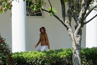 Casi sin compartir tiempo con el presidente, Melania se adapta a la Casa Blanca