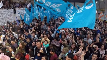 Melella se impuso a Bertone en primera vuelta
