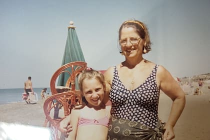 Melina y Pina años atrás en Mar del Plata
