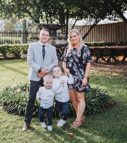 Melinda Kolodynski con su esposo David y sus hijos Maxi y Corey (7News)