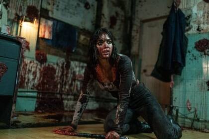 Melissa Barrera, tras "cargarse al hombro" la franquicia de Scream, sigue demostrando su solvencia en pantalla en Abigail