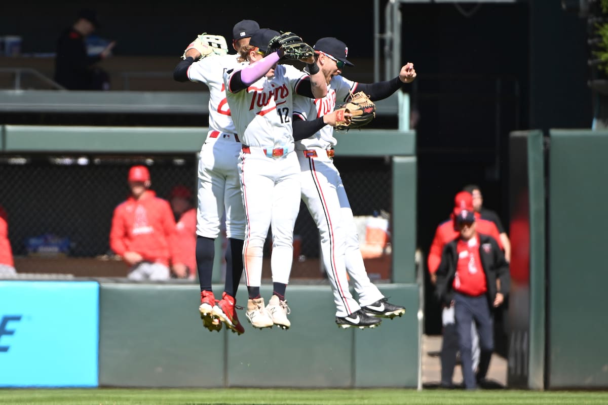 Mellizos igualan su récord de la temporada con 13 hits en victoria 5-1 sobre Angelinos