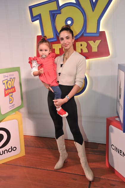Melody Luz y Venezia, su hija con Alex Caniggia