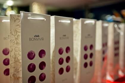 Membresías mensuales para entretenernos y brindar con la copa llena, de la mano de Club