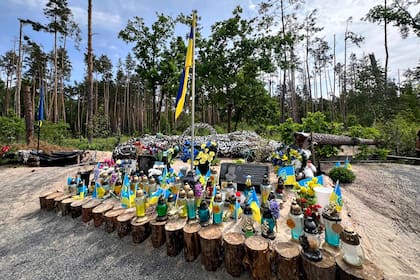 Memorial en la “zona cero” de la defensa de Kiev en Moshchun