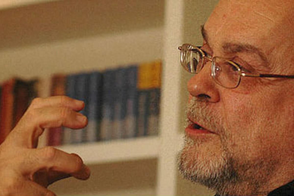 Mempo Giardinelli volcó en Santiago