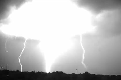 Mendoza vivió la tormenta más eléctrica del mundo