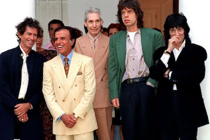 Menem junto a la banda Rolling Stones en la quinta de Olivos, en 1995