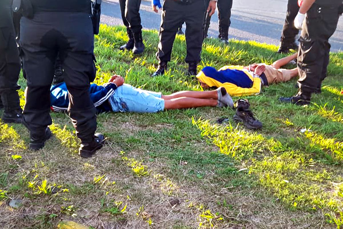 Menores fueron arrestados en marzo pasado tras una persecución y tiroteo con la policía porteña en Villa Soldatti