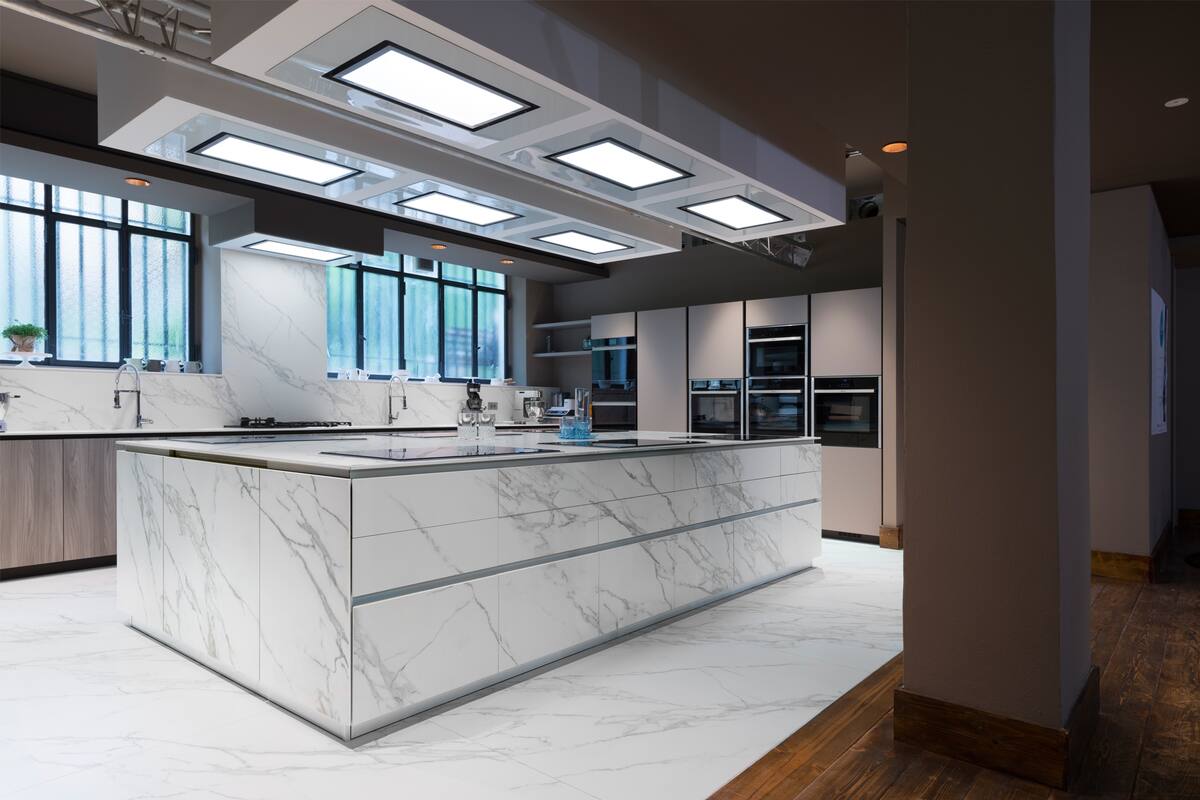 Menos juntas, materiales reciclables, resistencia a todo. Neolith presenta su nuevo formato único en el mercado