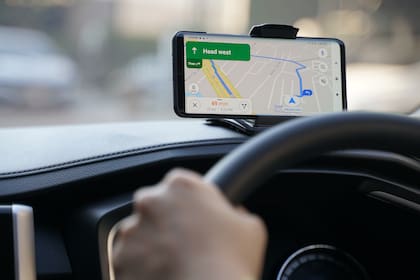 “Menos materia gris, más ansiedad y dependencia”: múltiples estudios demostraron que el uso diario del GPS tiene efectos adversos en el cerebro