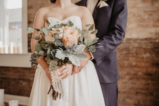 Para ser feliz, el matrimonio importa más que la carrera