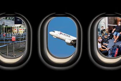 Menos vuelos, aerolíneas que se van y argentinos que siguen varados en el mundo, la imagen de un sector que no logra despegar