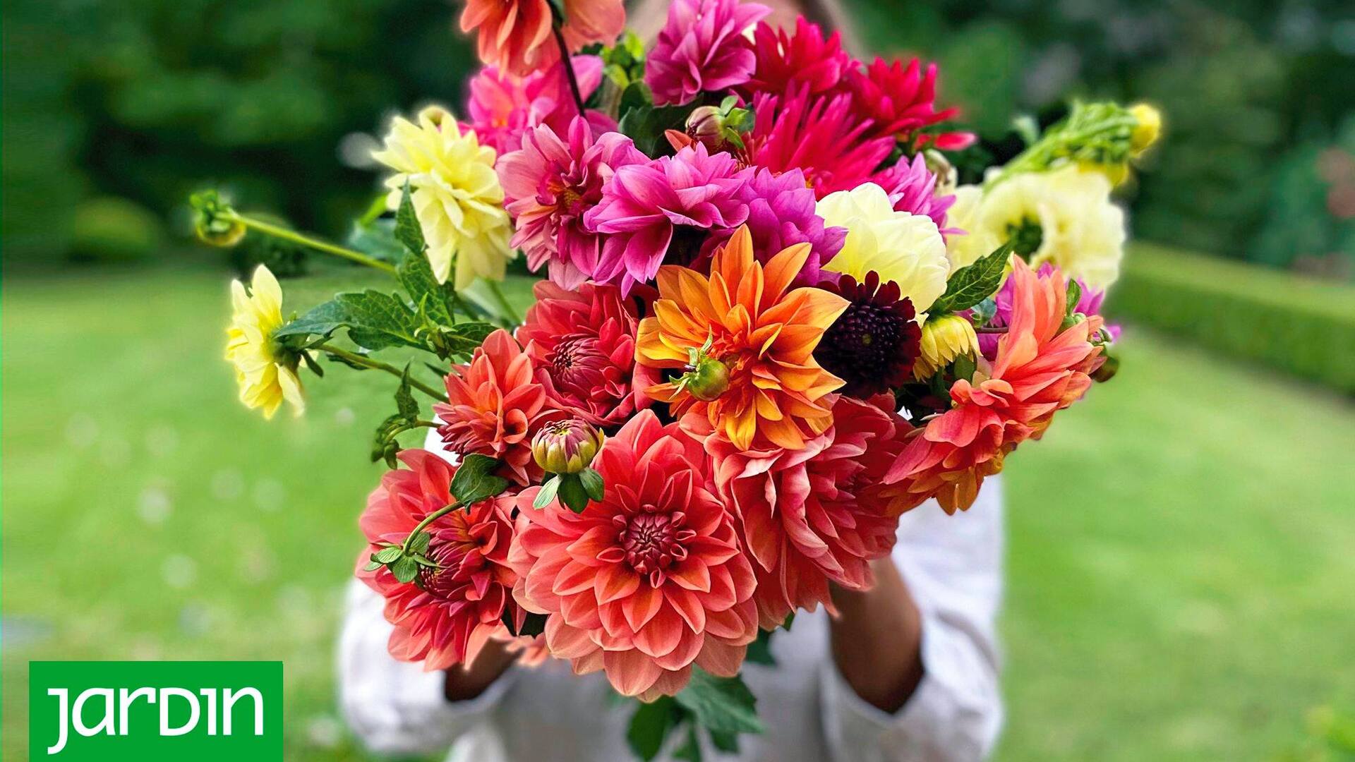 Mensaje de amor en formato floral.