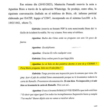 Mensajes entre las autoridades de la Anmat Agustina Bisio y Gabriela Mantecón Fumadó que aluden a que "Mario" estaba preguntando por el laboratorio Ramallo. Para los investigadores es Mario Lugones, el ministro de Salud