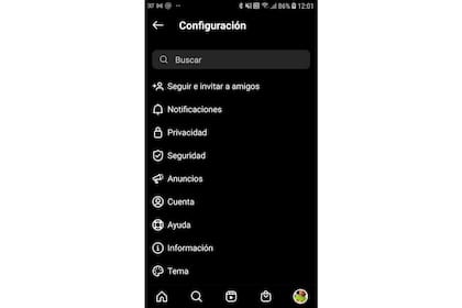 Menú Configuración en Modo Oscuro