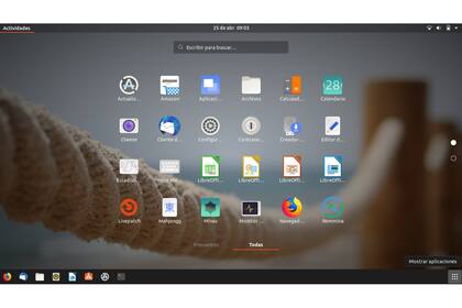 Menú de aplicaciones de Disco Dingo; una parte importante de la nueva edición de Ubuntu Linux está en su aspecto estético