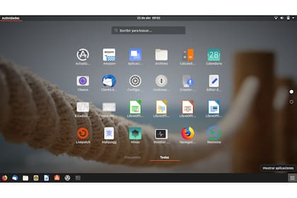 Menú de aplicaciones de Disco Dingo; una parte importante de la nueva edición de Ubuntu Linux está en su aspecto estético
