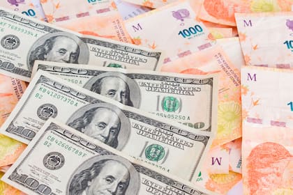 MEP, CCL, BLUE y OFICIAL: cómo cerró cada tipo de dólar