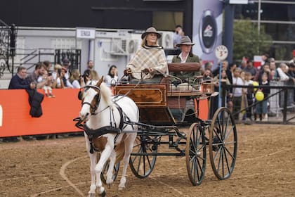 Mercedes Casado y Olivia Casado, pura elegancia