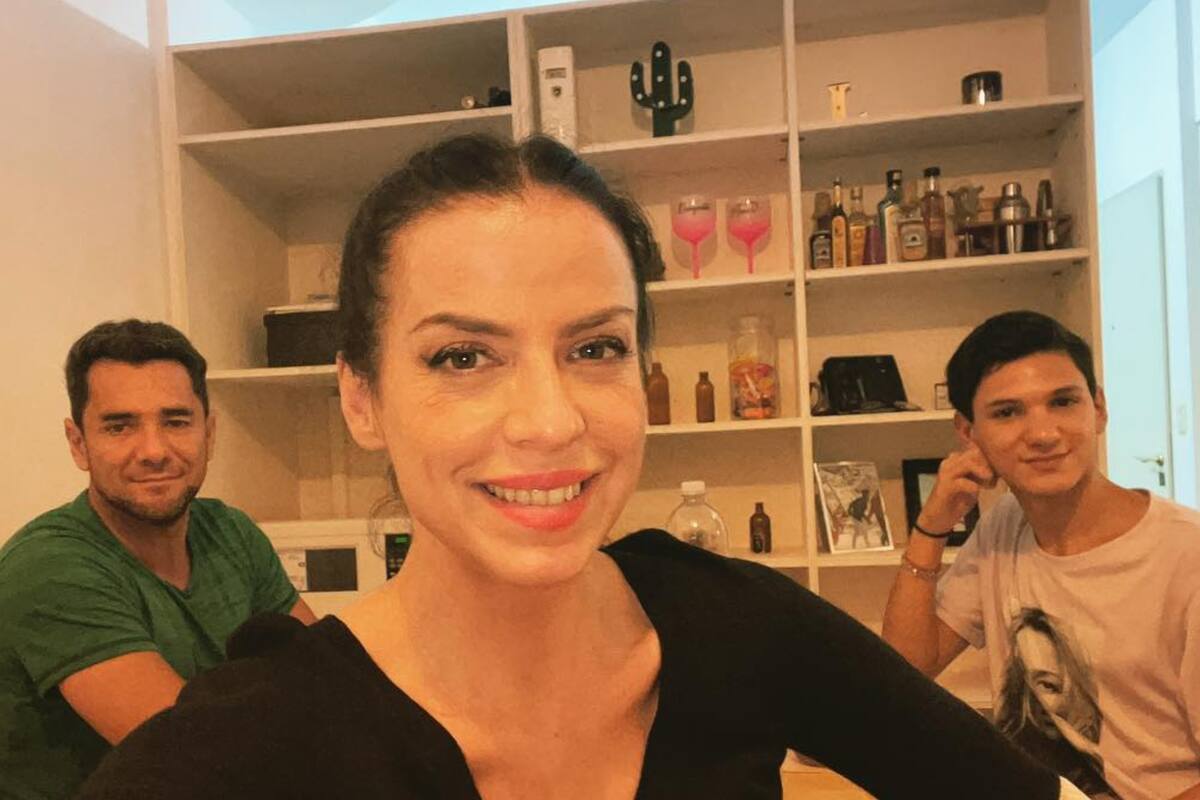 Mercedes Funes junto a Cecilio Flematti y su hijo Lolo