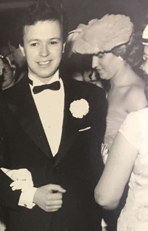 Mercedes López Paredes y Miguelito Romano, "El Cóndor", el día de su boda, en 1958