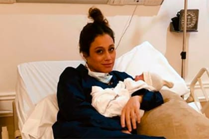 Mercedes Oviedo dio a luz este viernes a su primer hijo, Vicente