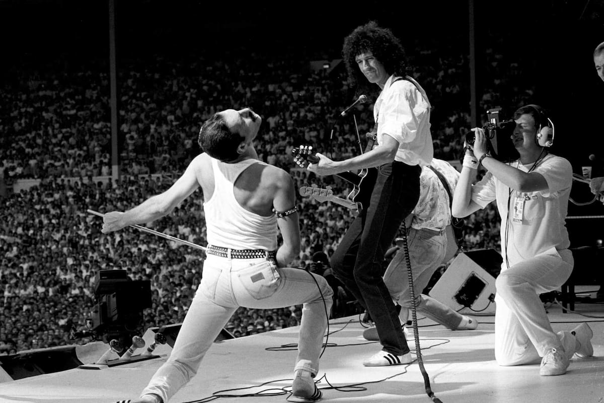 Mercury y May en el histórico set de Queen en el festival Live Aid, de 1985. “Cuando regresé a Estados Unidos, todos me llamaban para preguntarme si tenía la foto de Freddie haciendo que la gente alzara sus brazos. Ahí entendí que no había sido un show como cualquier otro”, dice Preston