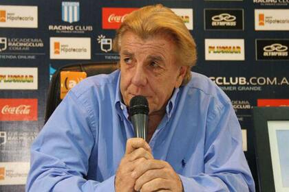 Merlo todavía no definió el equipo para visitar a Olimpo