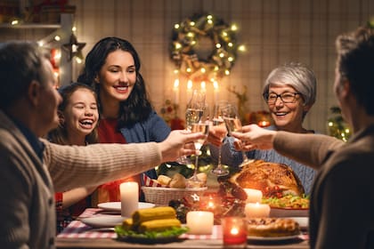 Las fiestas son una época del año donde la comida abunda, pero lo cierto es que hay alternativas para comer saludable y disfrutar estos momentos