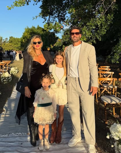 Mery del Cerro está en pareja con Meme Bouquet desde hace 16 años y tienen dos hijas en común, Mila y Cala (Foto: Instagram @merydelcerrok)